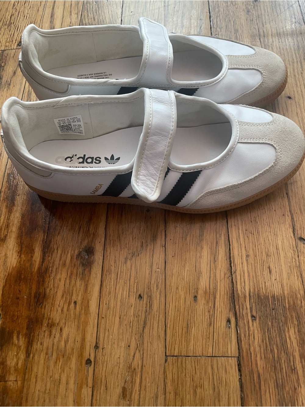 Adidas Samba Jane’s, Size 9